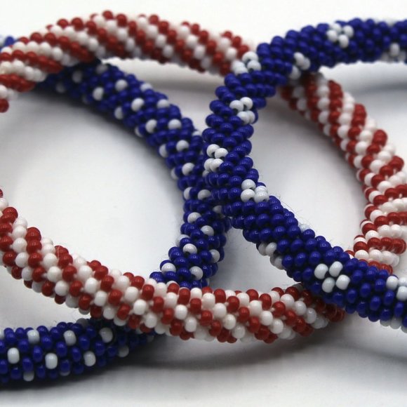 Set of 3 American Flag Style Stacked Bracelets Nepal Glass Bead Seed Bracelet - Picture 3 of 7